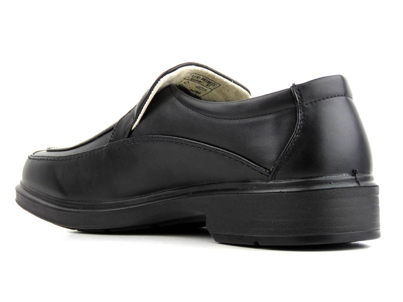 Wygodne półbuty męskie polskiej marki WOJTYŁKO 18022C, czarne