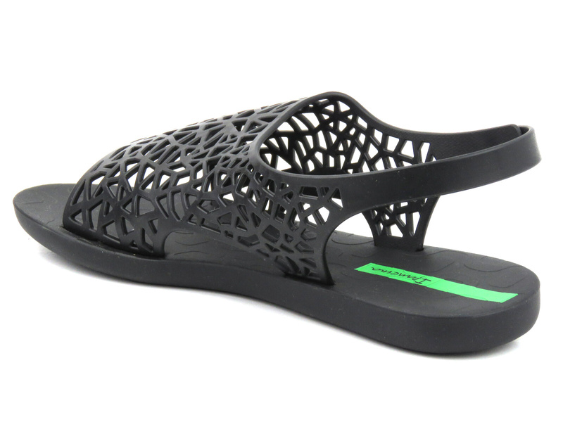 Sandały damskie z ażurową cholewką - IPANEMA 26679, czarne