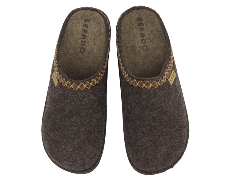 Ciepłe kapcie damskie Befado 155D182, brązowe