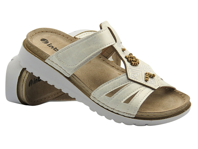 Klapki damskie z regulowanym paskiem na rzep białe Inblu CN-51