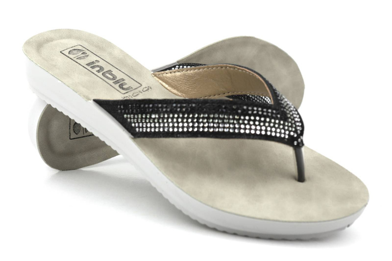 Japonki damskie z ozdobnymi paskami - Inblu BM-64, czarne