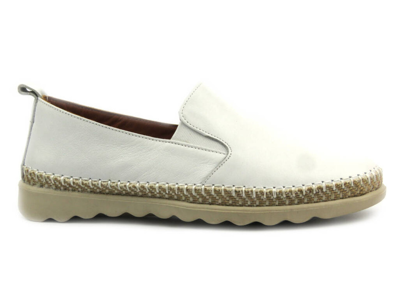 Skórzane półbuty damskie - Artiker 54C0642, biały