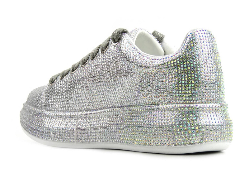 Sneakersy damskie pokryte cekinami - GOE JJ2N4048, srebrne