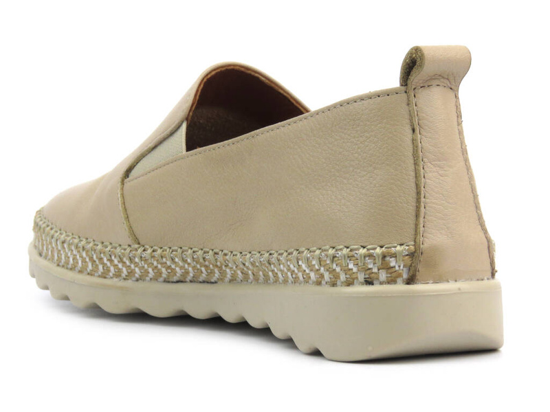 Skórzane półbuty damskie - Artiker 54C0643, beżowe