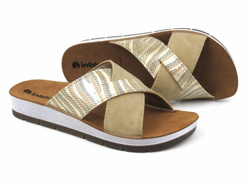 Klapki damskie ze skrzyżowanymi paskami - INBLU CP-38, piaskowe