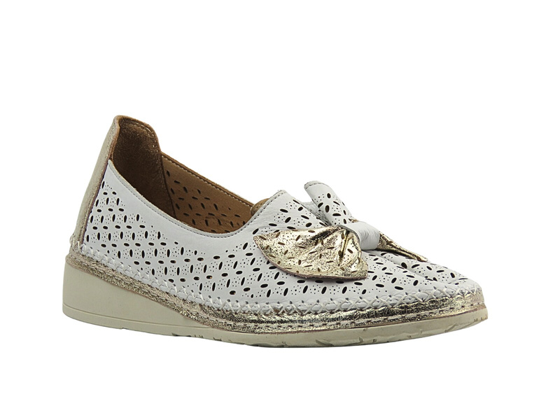Ażurowe półbuty damskie białe Venezia G010LEWOOBM129