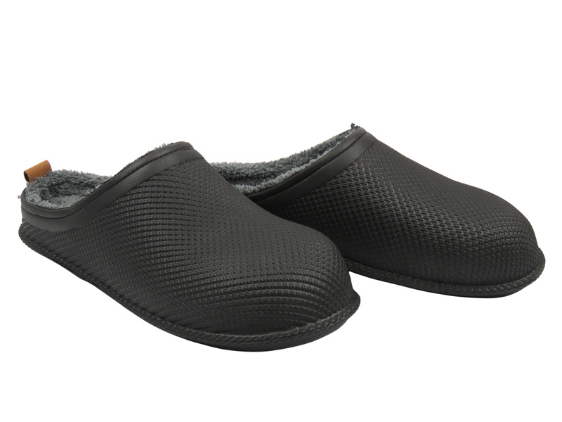 Ciepłe kapcie męskie czarne Gezer GT5KMM.12464.00