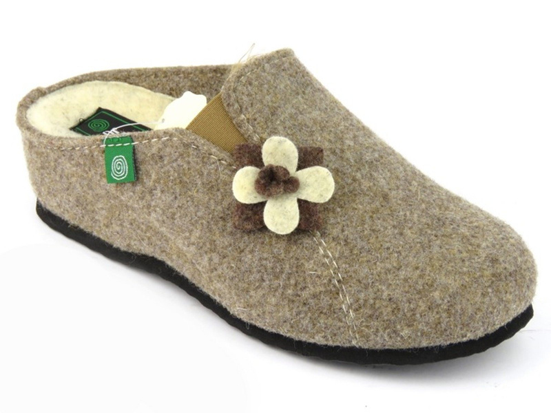 Kapcie damskie Brinkmann 330125, beżowe