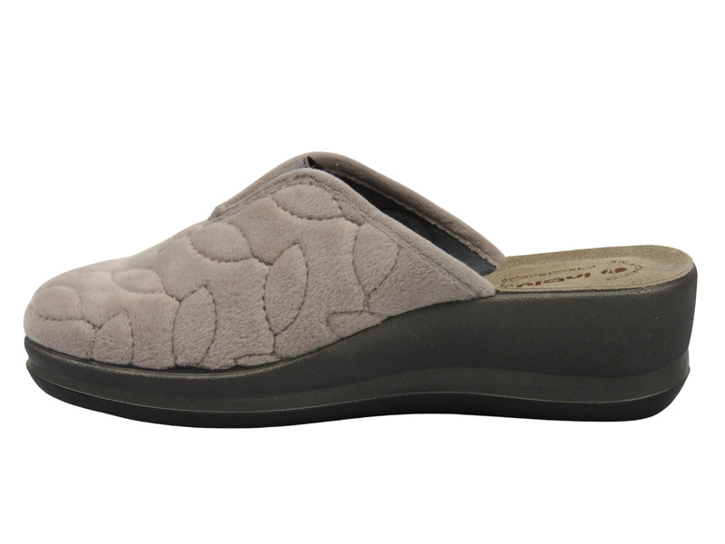 Wygodne kapcie damskie beżowe Inblu GI-24