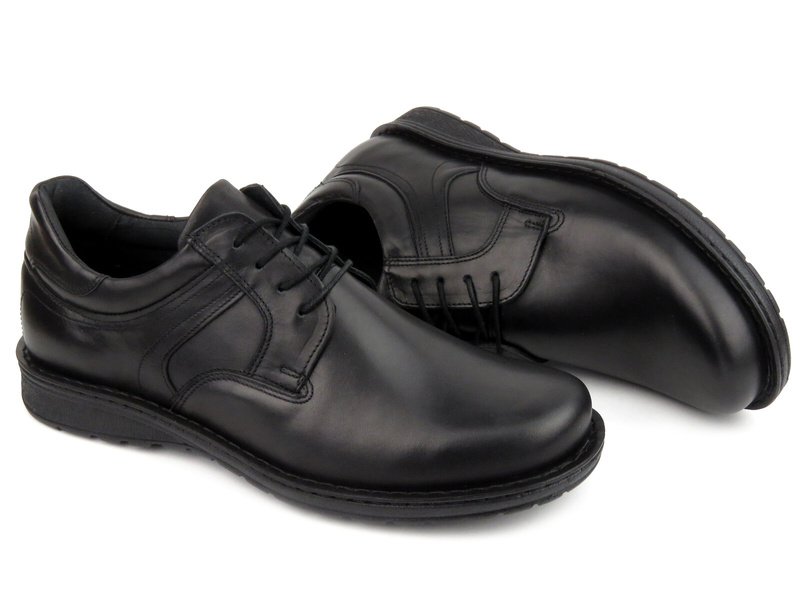 Półbuty męskie ze skóry naturalnej - Tapi 7272, czarne