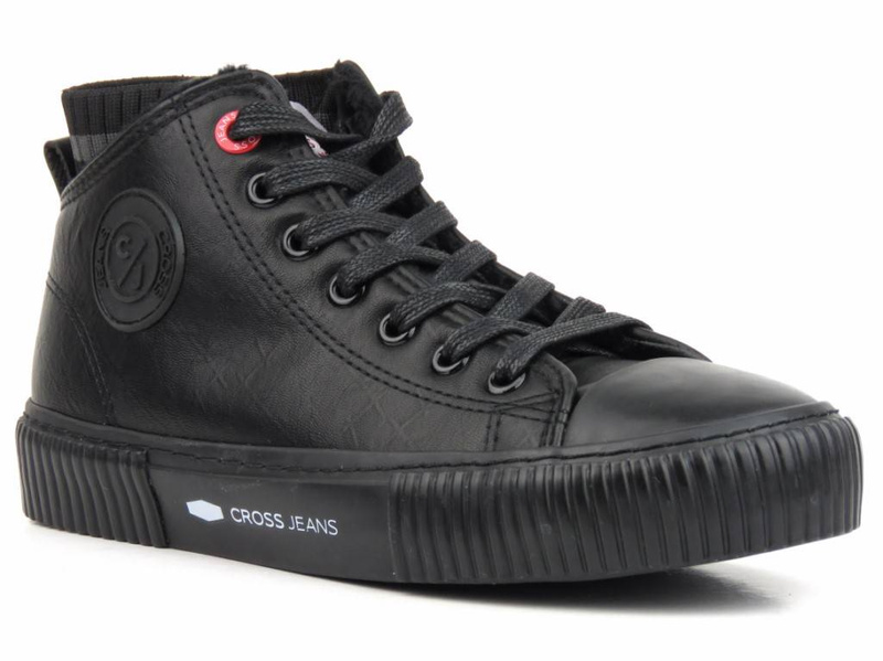 Ocieplane trampki damskie z elastycznym materiałem przy kostce - CROSS JEANS II2R4021, czarne