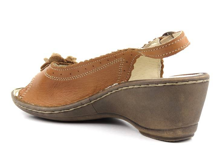 Skórzane sandały damskie na niskim koturnie HELIOS Komfort 679, jasnobrązowe