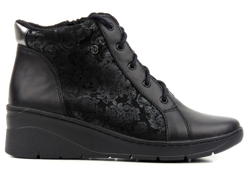 Skórzane botki damskie ze wzorem w kwiaty - HELIOS Komfort 537, czarne 2