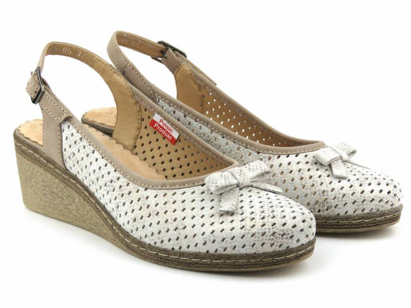 Wygodne sandały damskie na koturnie - Axel 2510, białe