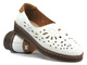 Ażurowe półbuty damskie - Artiker 54C1438, białe