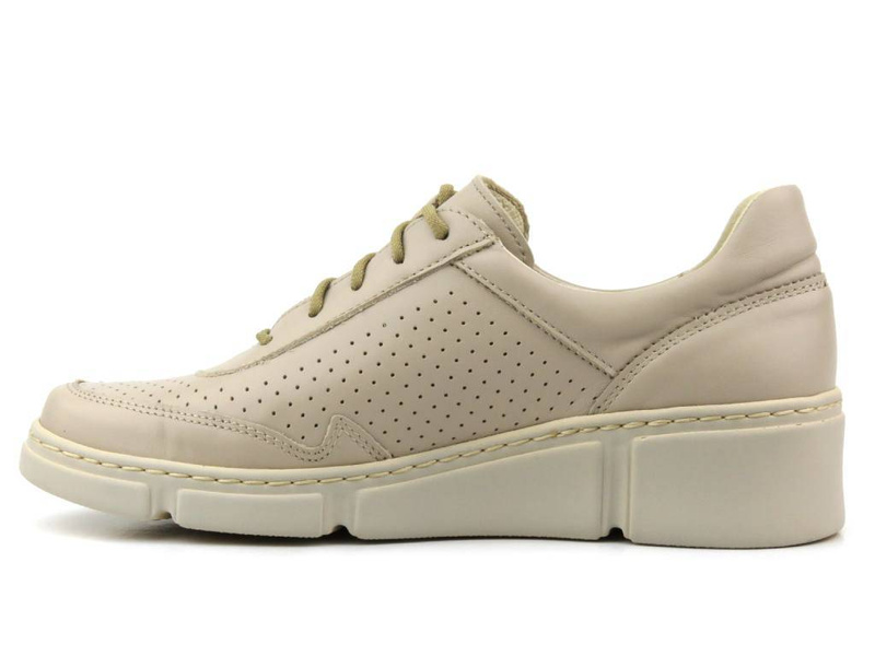 Wygodne, lekkie sneakersy damskie - Wasak  0677, beżowe