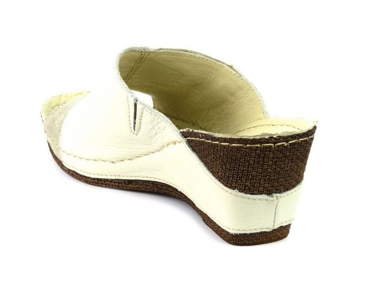 Lekkie klapki damskie na koturnie - HELIOS Komfort 202, ecru