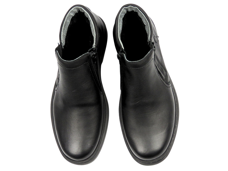 Lekkie, wygodne trzewiki męskie polskiej marki Helios 886, czarne