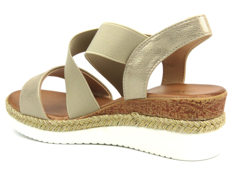 Sandały damskie na koturnie - Evento 24SD35-7122, złote