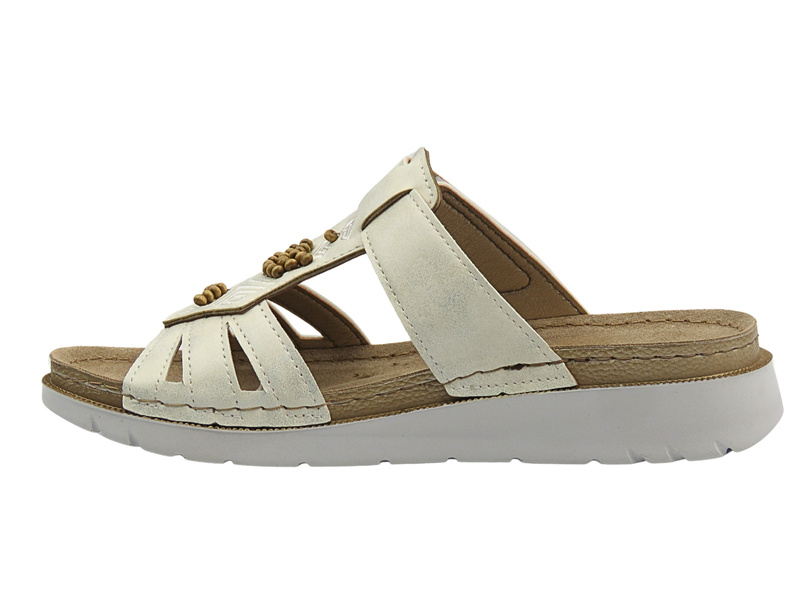 Klapki damskie z regulowanym paskiem na rzep białe Inblu CN-51