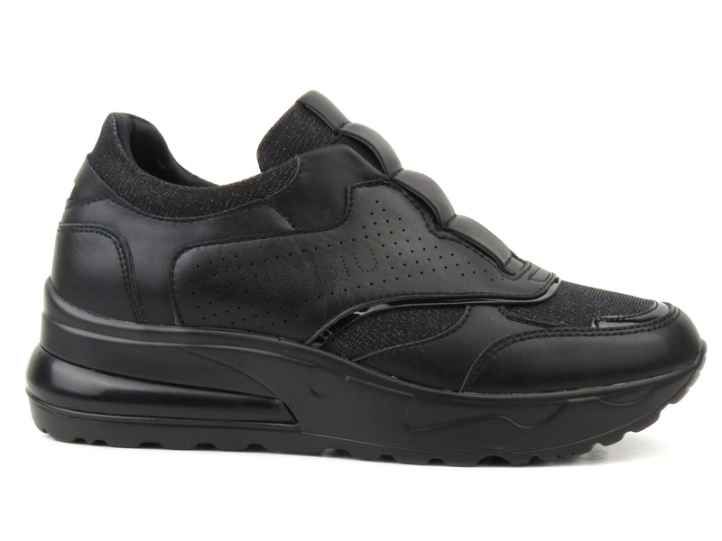 Wsuwane sneakersy damskie - INBLU IN-239, czarne