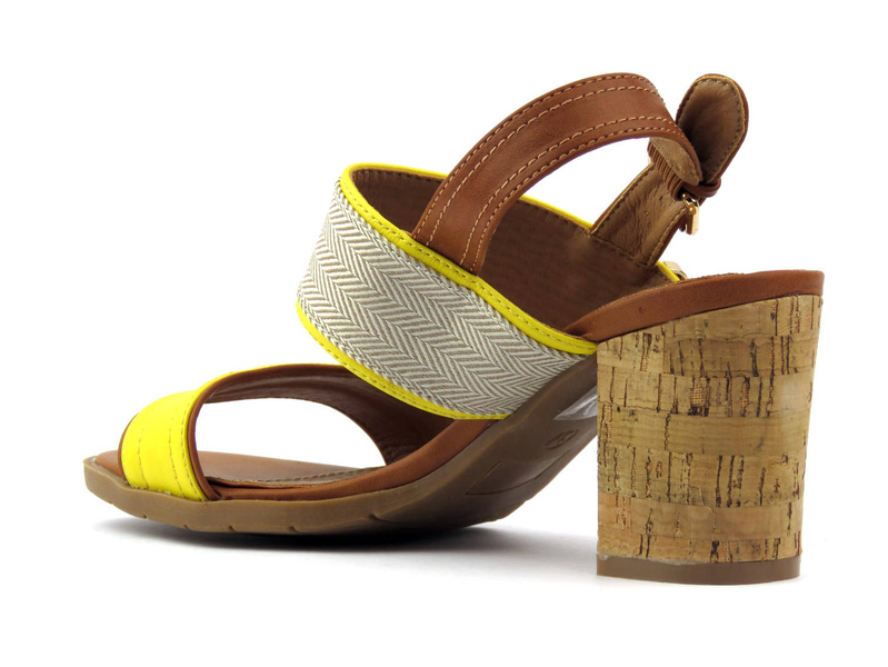 Sandały damskie na słupku - Jezzi, 20SD35-1826, żółte