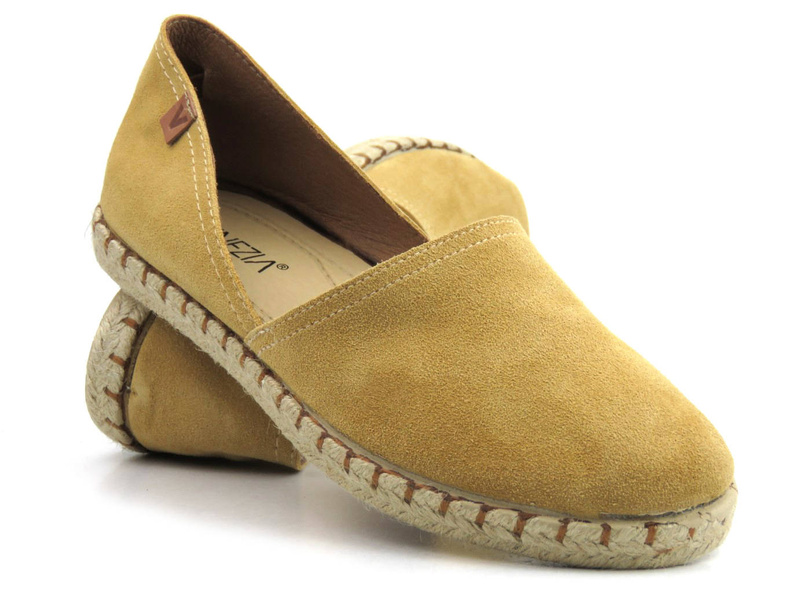 Skórzane espadryle damskie z wyciętą cholewką - VENEZIA 473-22035, beżowe