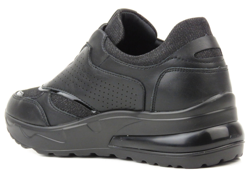 Wsuwane sneakersy damskie - INBLU IN-239, czarne
