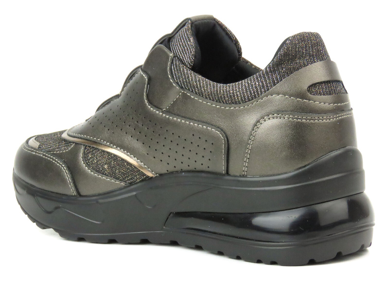 Wsuwane sneakersy damskie  - INBLU IN-239, brązowe