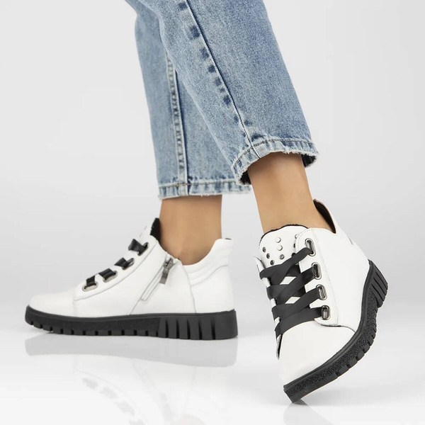 Trzewiki damskie na platformie - Filippo DBT3197/24, białe