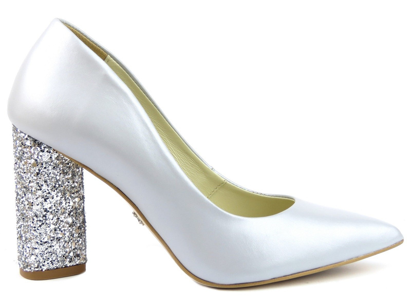 Eleganckie czółenka na brokatowym słupku - Kordel 1648, srebrne