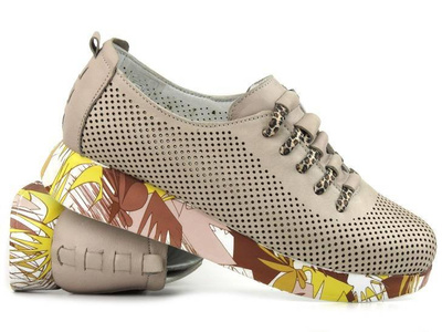 Półbuty damskie sportowe z ażurowym wykończeniem - Potocki 23-74004, beżowe