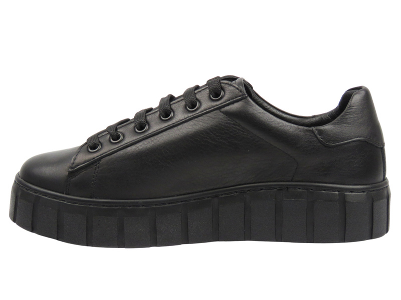 Skórzane półbuty damskie czarne Sokolski J25-403