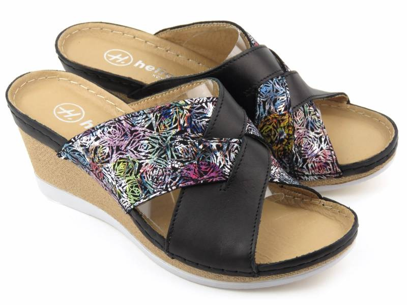 Skórzane klapki damskie na koturnie - HELIOS Komfort 297, czarne