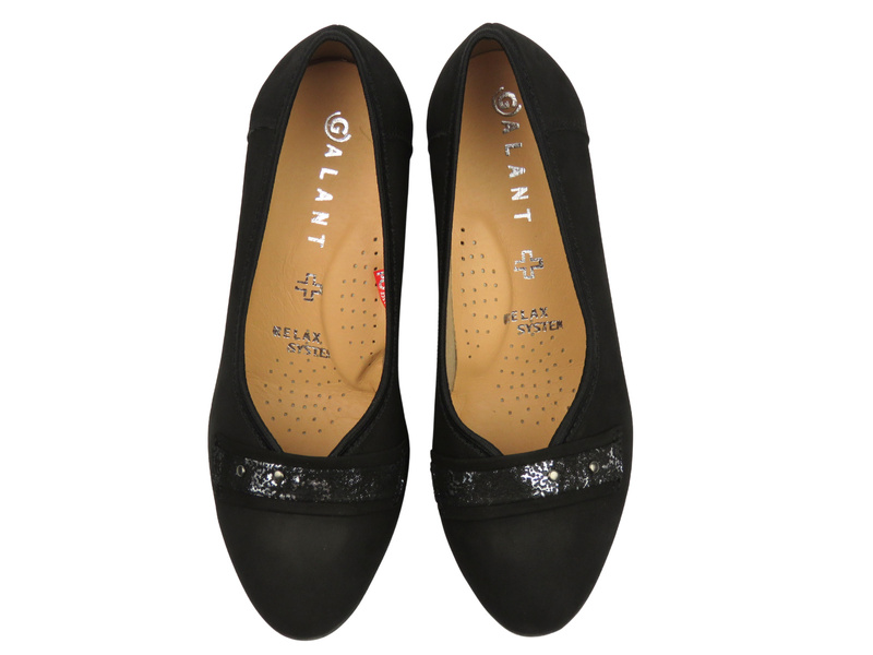 Skórzane czółenka na słupku czarne Galant 4042