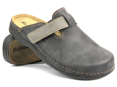 Zabudowane klapki męskie ze skórzaną wkładką czarne Inblu 35-23