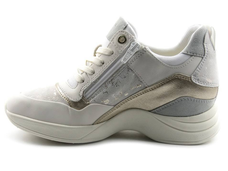 Bardzo wygodne sneakersy damskie na ukrytym koturnie - GEOX Respira D04HVA, białe