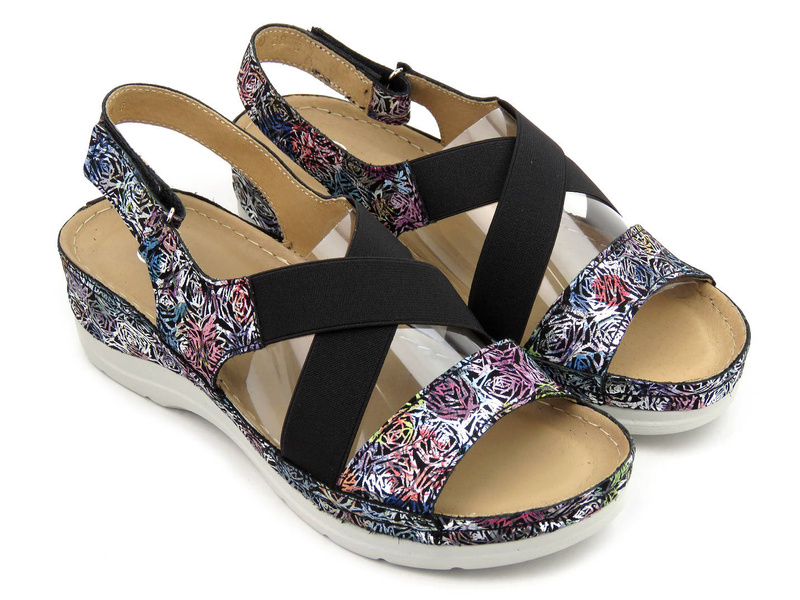 Wygodne sandały damskie na koturnie - HELIOS Komfort 100, czarne