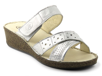 Skórzane klapki damskie z ozdobną cholewką - HELIOS Komfort 233, srebrne