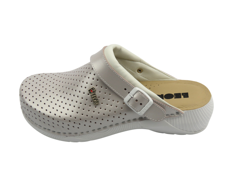 Skórzane klapki damskie perłowe Leon 3300