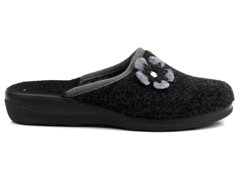 Ciepłe kapcie damskie z kwiatkiem na cholewce - INBLU 064-86, grafitowe