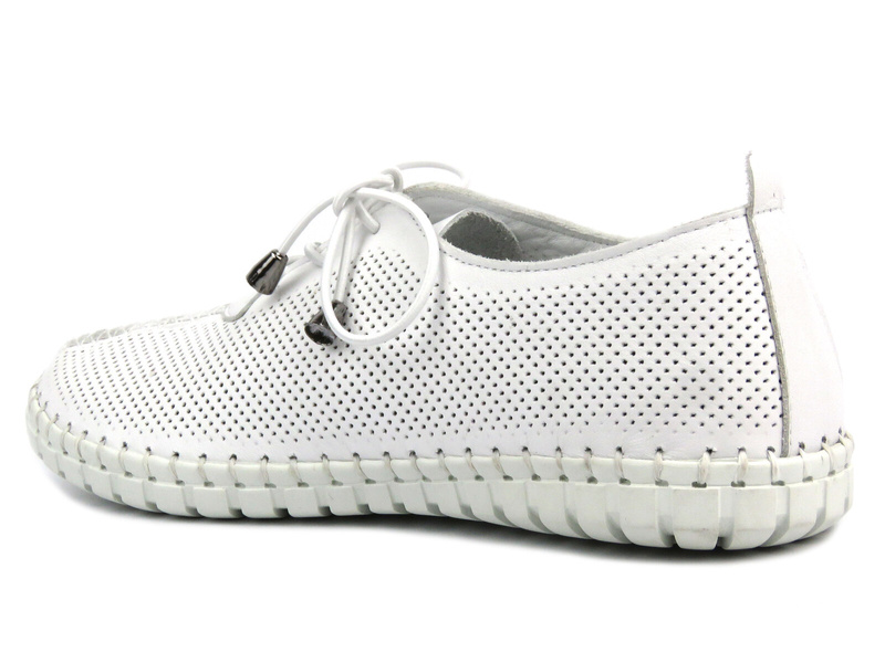 Ażurowe półbuty damskie w sportowym stylu - Vacarro 435, białe