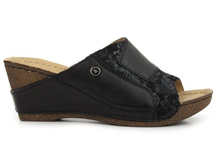 Skórzane klapki damskie na koturnie - HELIOS Komfort 202, czarne