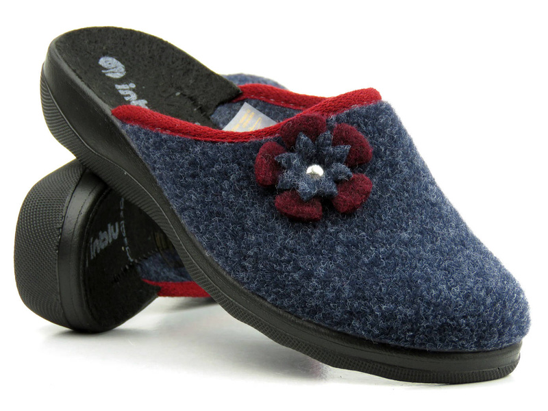 Ciepłe kapcie damskie z kwiatkiem na cholewce - INBLU 064-86, granatowe