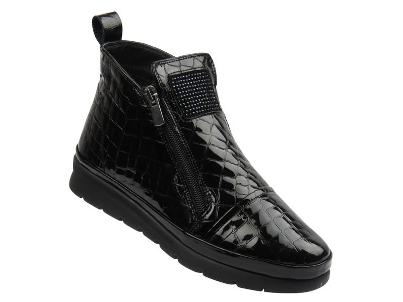 Wygodne botki damskie z lakierowanej skóry Nika Komfort 0630-8410, czarne