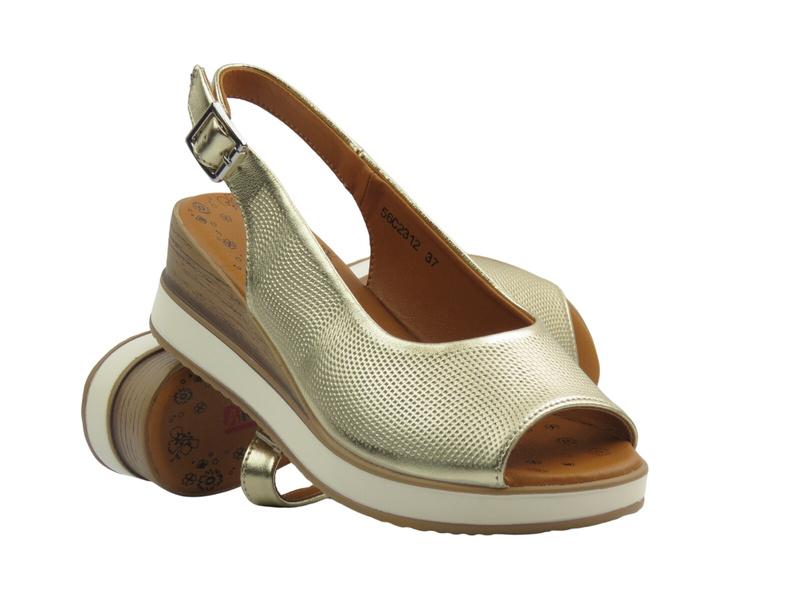 Skórzane sandały damskie na koturnie złote Artiker 56C2312