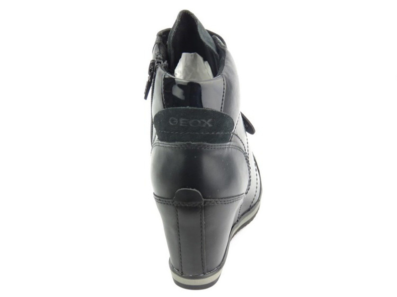 Sneakersy damskie Geox D4454A