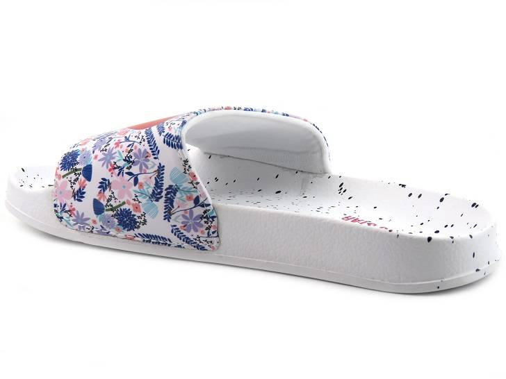 Klapki damskie z napisem LOVE - BIG STAR DD274A256, białe