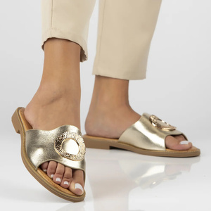 Klapki damskie ze skórzaną wkładką złote Filippo DK6906/25