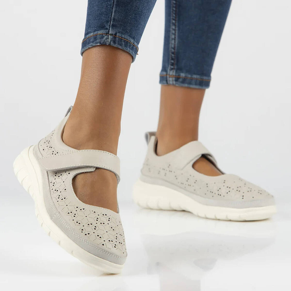 Ażurowe półbuty damskie na rzep - Filippo DP6073/24, beżowe